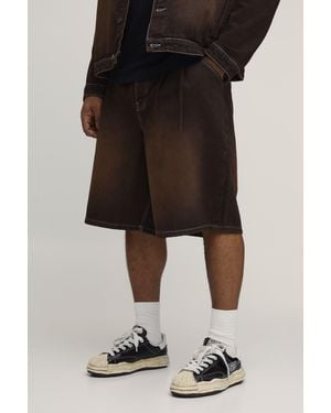 BoohooMAN Plus Tinted Washed Pleat Front Parachute Longline Denim Jorts - Black