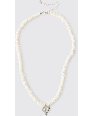BoohooMAN Beaded Shell Pendant Necklace - White