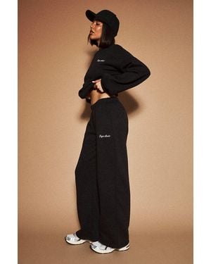 DSGN Studio Slim Straight Leg Jogger - Black