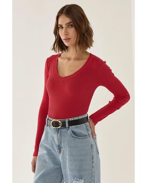 Hiccup Slim Fit V-Neck Jersey Top - Red