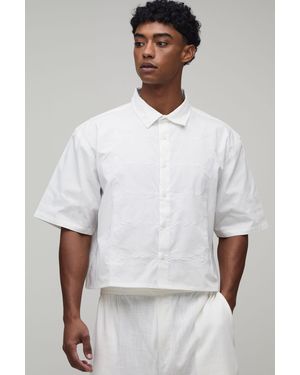 BoohooMAN Boxy Crop Half Sleeve Military Embroidered Front Shirt - White