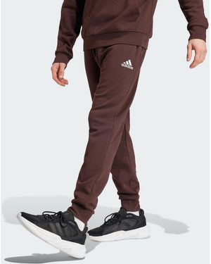 adidas Essentials Fleece Regular Tapered Trousers - Brown