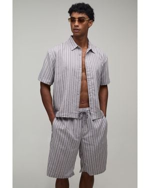 BoohooMAN Textured Pleated Oversized Boxy Shirt & Baggy Short Set - Grey