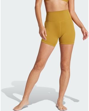 adidas Originals All Me 5-Inch Short Leggings - Yellow