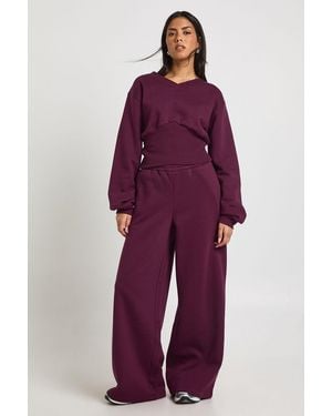 Boohoo V Neck Deep Waist Sweatshirt Tracksuit - Red