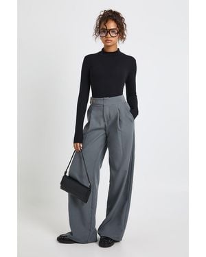 Boohoo Tall Low Rise Belted Straight Leg Trousers - Blue