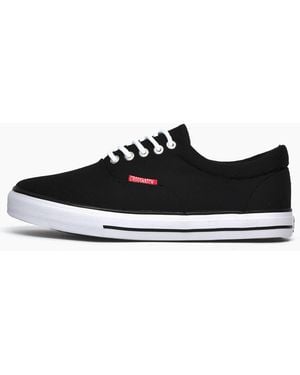 Crosshatch Skywalk - White