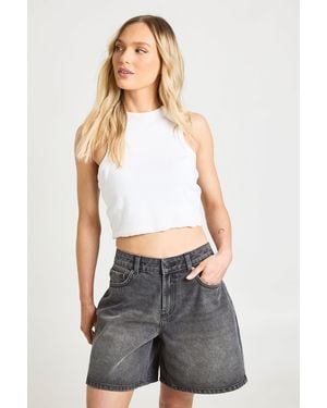 Boohoo Petite Denim Boyfriend Short - Grey