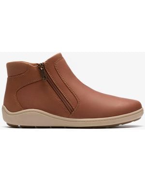 Clarks Bryianne Carly Tan Leather Boots - Brown