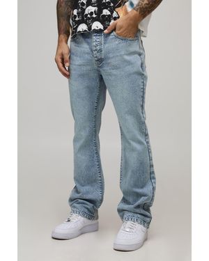 BoohooMAN Basic Flared Fit Jeans - Blue