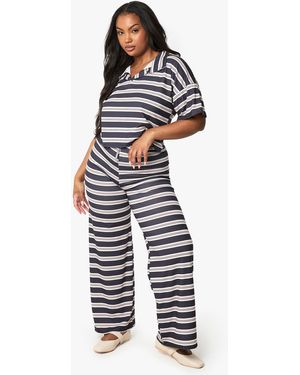 Boohoo Plus Stripe Wide Leg Trousers - Blue