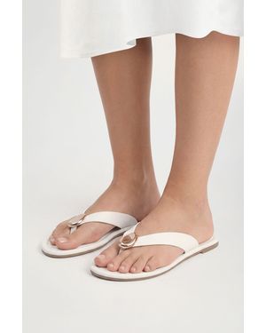 Boohoo Wide Fit Hardware Detail Flip Flops - Pink