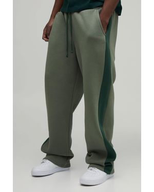 BoohooMAN Tall Straight Fit Panelled Jogger - Green