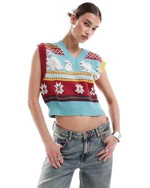 Urban Revivo V-Neck Rabbit Intarsia Knitted Vest Top - White