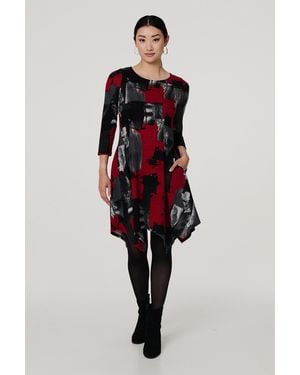 Izabel London Abstract 3/4 Sleeve Hanky Hem Midi Dress - Red