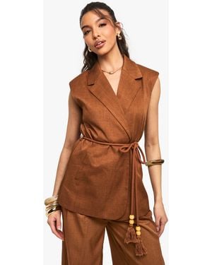 Boohoo Tailored Linen Look Longline Belted Waistcoat - Brown