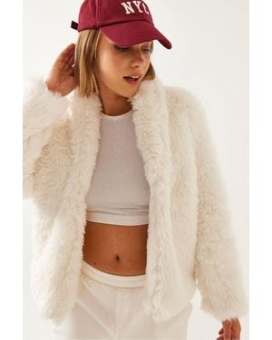 Bianco Lucci Plush Faux Fur Coat With Shawl Collar - Natural