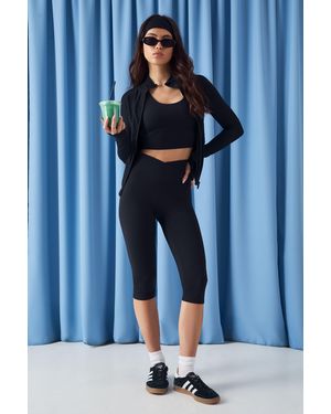 DSGN Studio Sculpt Wrap Waist Capri Legging - Blue