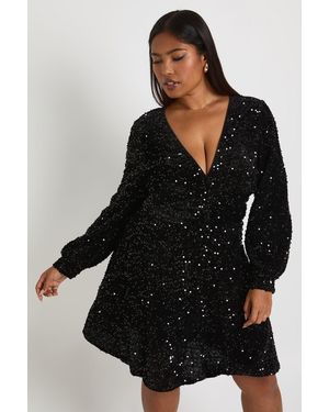 Boohoo Plus V Neck Velvet Sequin Skater Dress - Black