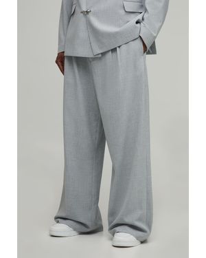 BoohooMAN Tailored Pinstripe Pleat Front Wide Fit Suit Trousers - Grey