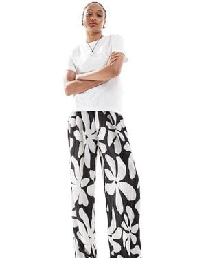 Vero Moda High Waist Wide Leg Plisse Trouser - White