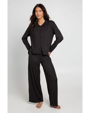 Boohoo Soft Jersey Long Sleeve Top & Trousers Pyjama Set - Black
