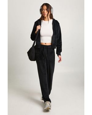Boohoo Velour Cropped Fitted Tracksuit - Black