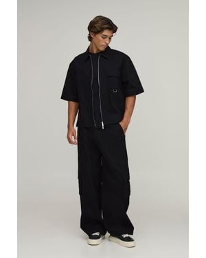 BoohooMAN Oversized Half Sleeve Overshirt & Baggy Trouser Cargo Set - Black