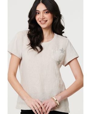Izabel London Metallic Star Detail Relaxed T-Shirt - White