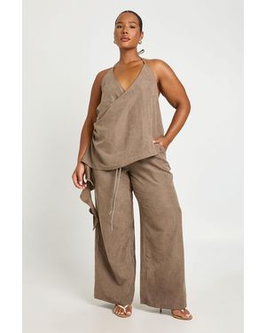 Boohoo Plus Peached Wide Leg Trouser - Natural