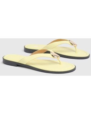 Boohoo Trim Detail Flip Flops - Natural