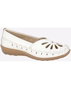 Boulevard Clarissa Court Shoes - White