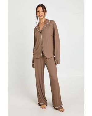 Boohoo Soft Rib Piping Detail Long Sleeve Shirt & Trouser Pyjama Set - Natural