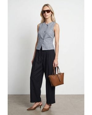 Dilvin Fitted Woven Waistcoat With Button Front - Blue