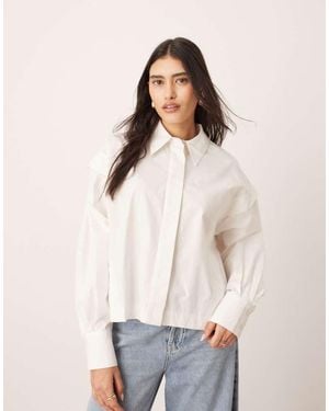 ARRANGE Heavy Poplin Boxy Shirt With Pleat Shoulder - Natural