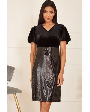 Yumi' Velvet And Sequin Fitted Dress - Black