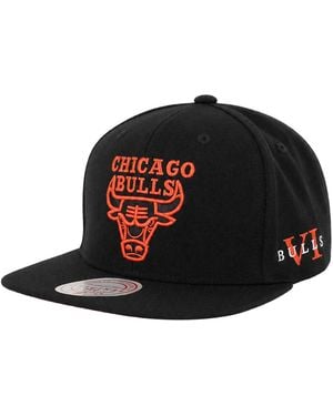 Mitchell & Ness Nba Chicago Bulls Core Vi Pro Cap - Black