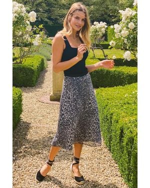 Sosandar Leopard Print Midi Skirt - Green