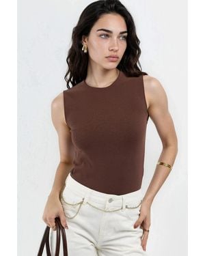 Busem Crew Neck Sleeveless Solid Top - Brown