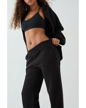 DSGN Studio Straight Leg Jogger - Black