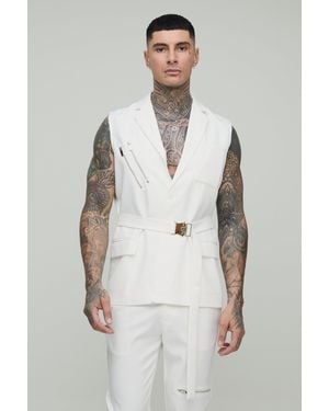 BoohooMAN Single Breasted Sleeveless Suit Jacket - White