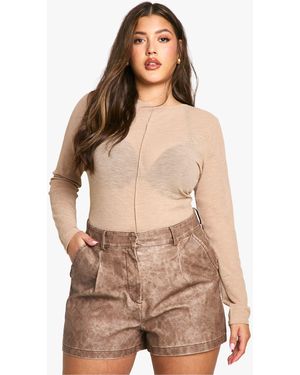 Boohoo Plus Pleated Washed Pu Shorts - Brown