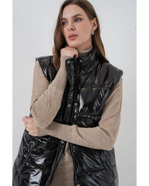 Bigdart Shiny Zippered Puffer Vest - Black