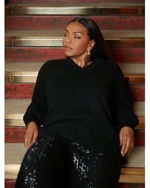 Live Unlimited Textured Knitted V-Neck Jumper - Black