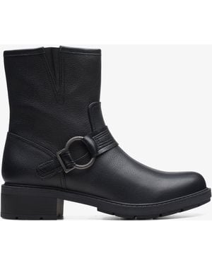 Clarks Hearth Cross Leather Boots - Black