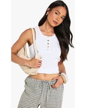Boohoo Rib Scoop Neck Vest With Button Detail - White