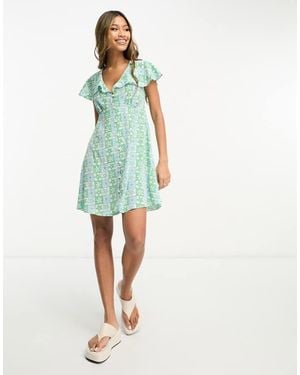 ASOS Flutter Sleeve Mini Tea Dress With Buttons - Green