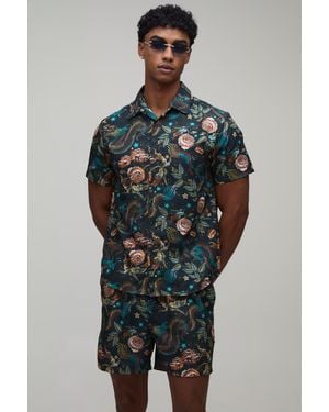 BoohooMAN Dragon Print Regular Fit Shirt & Short Set - Black