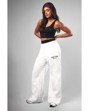 Boohoo Dsgn Studio Applique Straight Leg Jogger - White