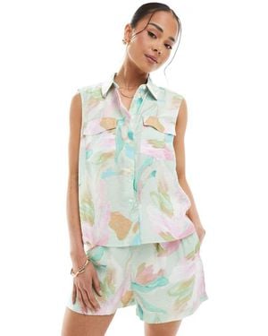 Vero Moda Sleeveless Boxy Shirt Co-Ord - White